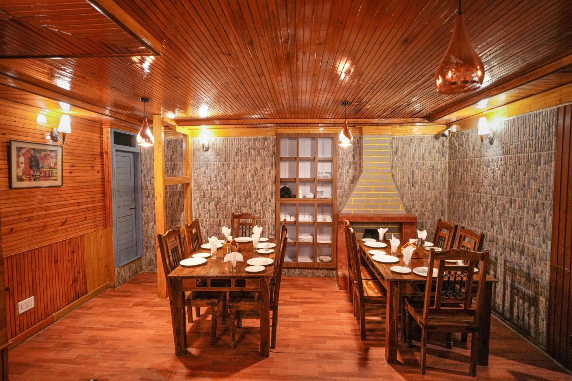 Hotel Little Silver Pahalgām Exterior photo